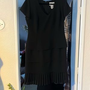 J Taylor size 14 ——-100 polyester beautiful black dress .